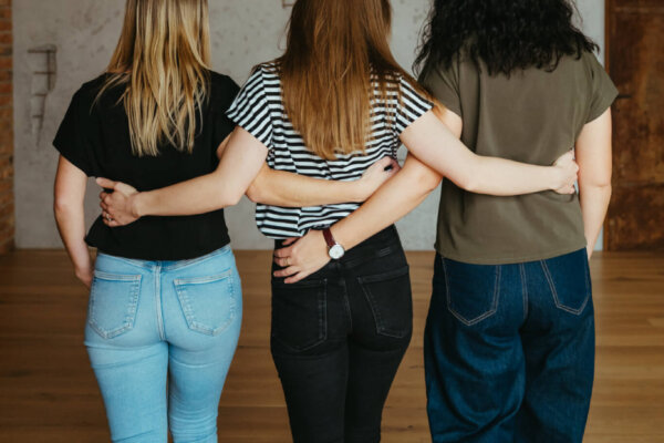 najlepšie basic biele tričko - dostrim.sk