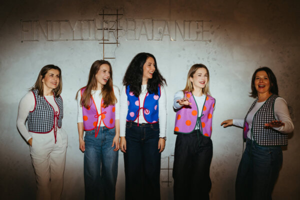 obojstranná vzorovaná vesta - dostrim.sk