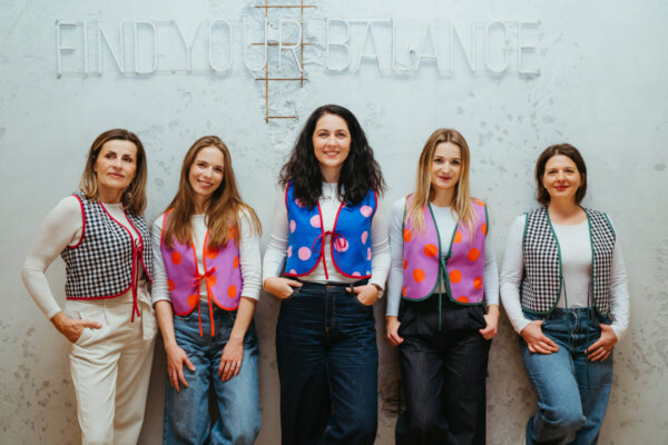 obojstranná vzorovaná vesta - dostrim.sk